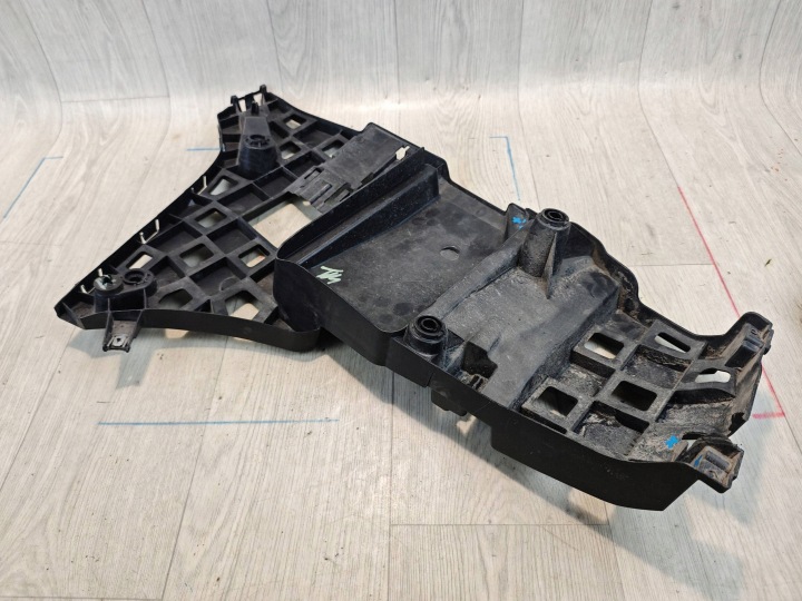 фото №15, Bmw x5 g05 кронштейн  бампера правое зад 7420654