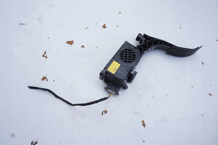 фото №1, Педаль газа 6r1723503c audi a1 8x