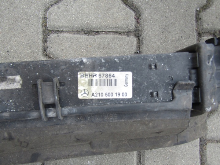 фото №14, 3 mercedes w210 2.0k компресор радіаторів інтеркулер 2x шланг повітря