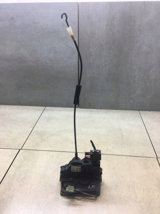 фото №1, Замок двері лівий зад corsa d 6 pin 13258265