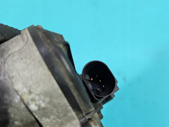 фото №12, Клапан egr 5pin renault scenic ii 2,0 dci m9r 8200797706 8200327011