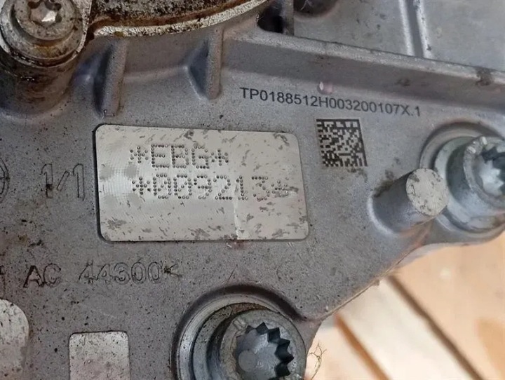 фото №9, Porsche taycan 9j передний axle drive 9j1901131c двигатель ebg электрический