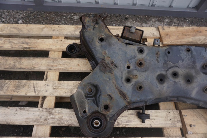 фото №10, Hyundai i40 2013r балка подвески подрамник тележка trawers 62401-32100
