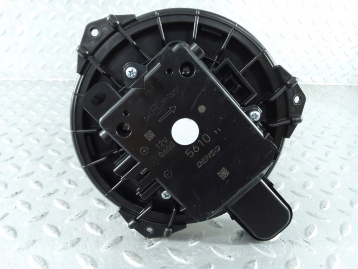 фото №9, Подача воздуха воздуховод toyota corolla cross 8710342120