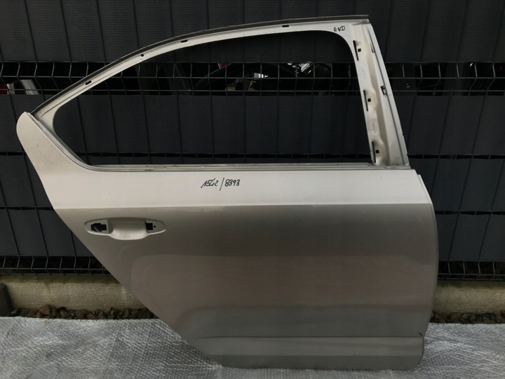 фото №1, Skoda octavia 3 iii 5e правые дверь зад sedan 12-19