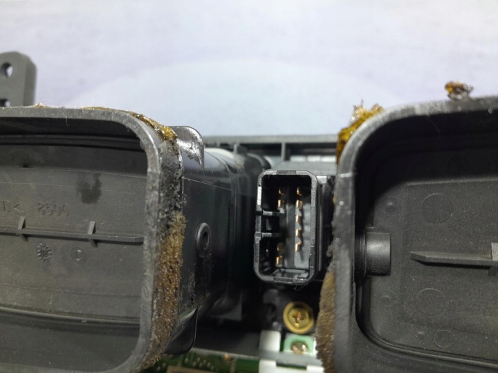 фото №9, Toyota avensis ii t25 дисплей радио gps 86110-05020