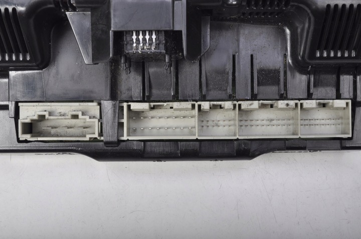 фото №9, Audi a6 c6 панель кондиціонера 4f2820043h