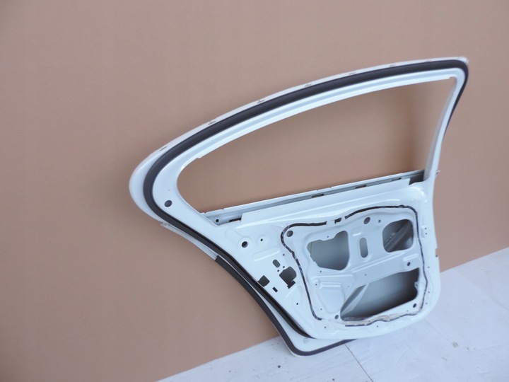 фото №9, Bmw 5 f10 f-10 2010 2011 дверь левая sedan