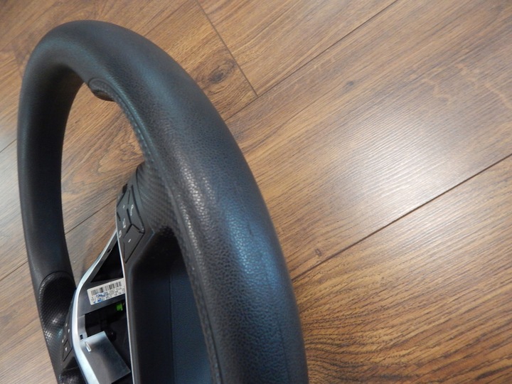 фото №10, Mercedes w176 w204 w218 w246 w212 - руль bez лопастей красивая