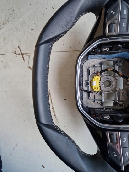 фото №6, Руль кожа мультифункция peugeot 5008 508 ii