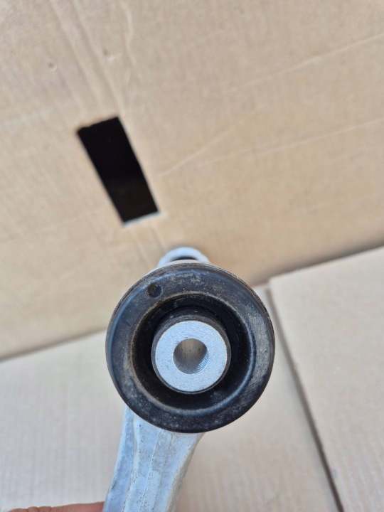 фото №10, Bmw g14 g15 g16 g30 рычаг поперечный верхний 6885802