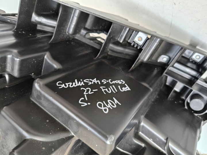 фото №10, Лампа права фара suzuki sx4 s-cross 22- повний led