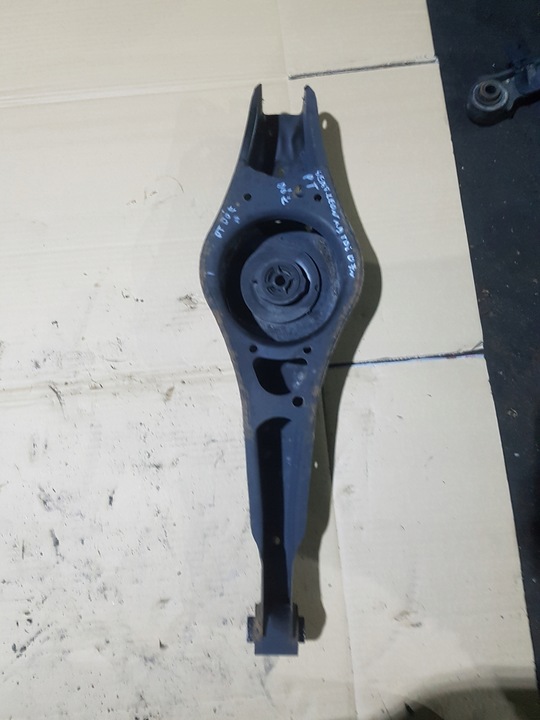 фото №1, Рычаг правые зад seat leon ii 1.9 tdi 07r