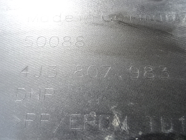 фото №14, Спойлер диффузор зад audi e-tron gt полный 4j3807983 llu