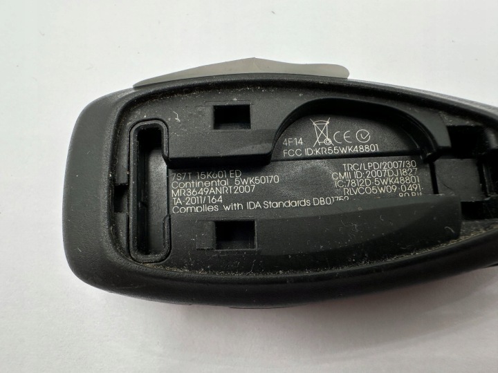 фото №7, Ключ ключ pilot keyless ford fiesta mk8 kuga c-max ii 7s7t-15k601-ed