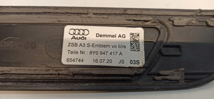 фото №5, Audi a3 8y молдинг пороговая правая 8y0947418a led a3 8y