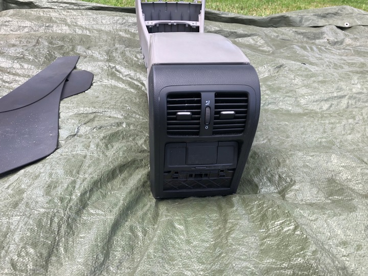 фото №6, Passat b6 корпус туннеля среднего подлокотник