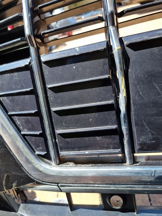 фото №9, Audi q3 83a бампер перед обычный базовый оригинал