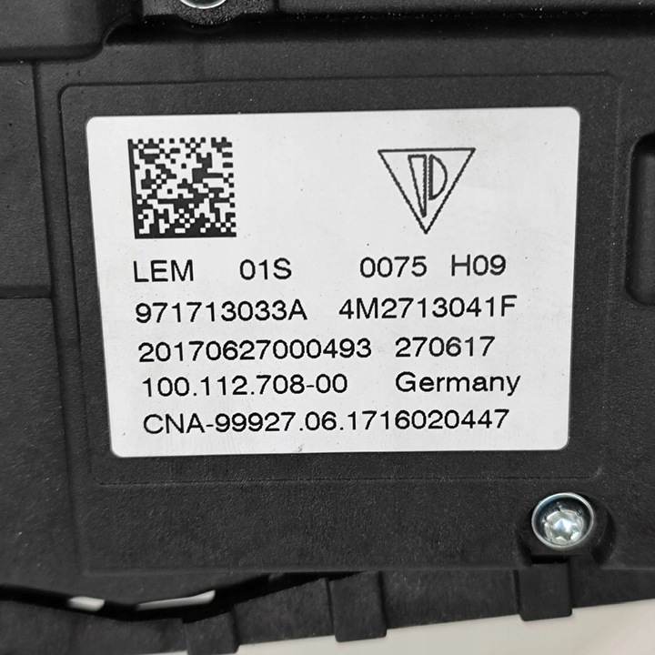 фото №8, Porsche panamera 971 2018 домкрат изменения коробки передач / верхний