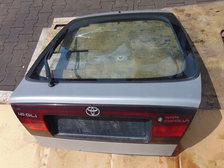 фото №9, Toyota corolla e10 liftback крышка багажника накладка