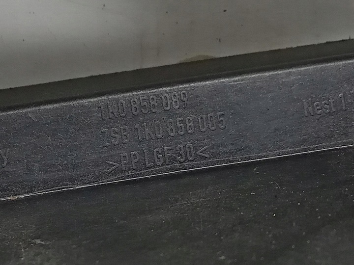 фото №6, Рамка крепление радио vw golf v