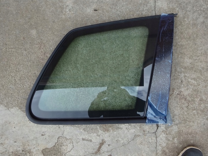 фото №7, Vw touareg скло кузова права 7l6845298bk 03r