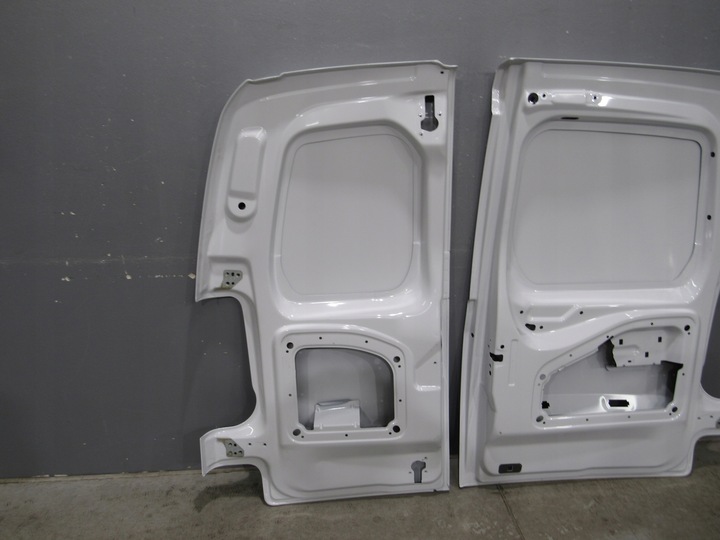 фото №12, Citroen berlingo 4 2018-2025 двері зад parwe