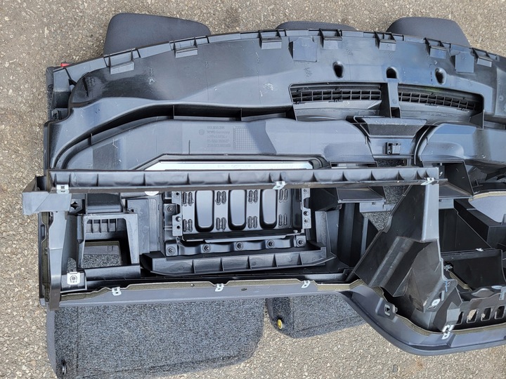 фото №10, Панель роздавальна консоль капот vw golf v 5 1k чорна оригінальний номер європа