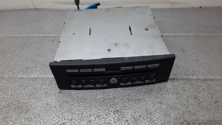 фото №1, Радио renault espace iv 2.2d 05r 8200089153