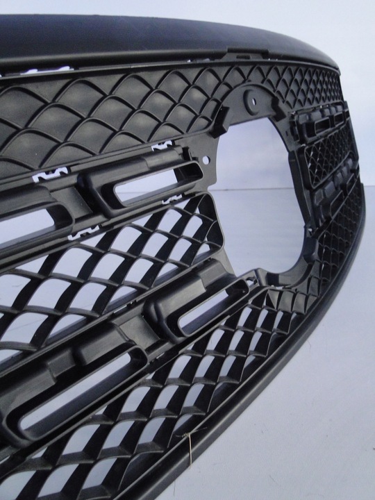 фото №8, Mercedes glb 247 x247 решітка радіатора решітка бампера bez камери a2478880200