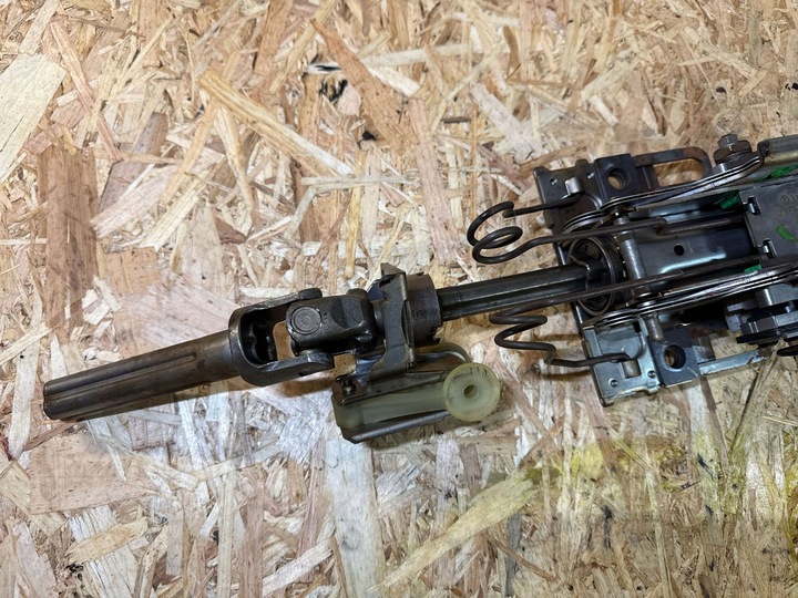 фото №5, Volkswagen golf iv 2000 колонка рулевая