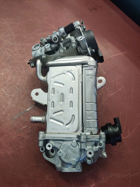 фото №14, Радиаторов выхлопных газов клапан egr mercedes-benz c класс a6541409000