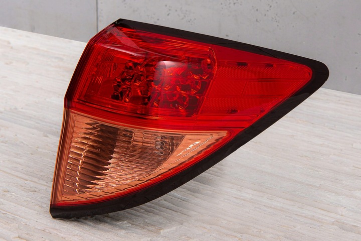 фото №7, Honda hr-v ii ru 2015-2018 лампа задня led права 33502t7sa01