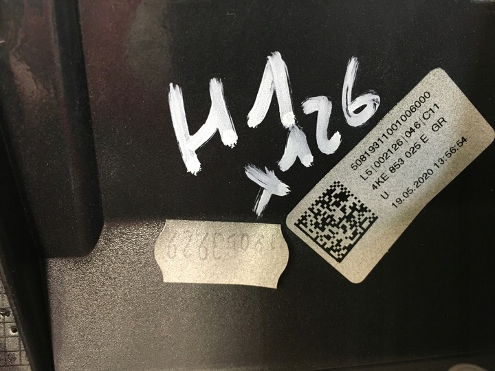 фото №9, Audi e-tron планка крила перед ліва 4ke853717