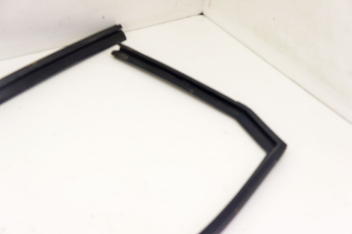 фото №5, Oj181 hyundai i20 iii прокладка двері правий зад