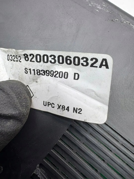 фото №7, Блок запобіжників renault grand scénic ii jm0/1_ 8200306032a 1.9l