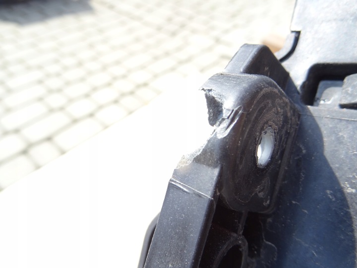 фото №8, Vw skoda ролета захист впуск повітря 2q0122323a