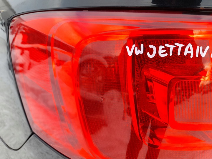 фото №9, Volkswagen vw jetta vi лампа лівий зад ліва задня крило з крила