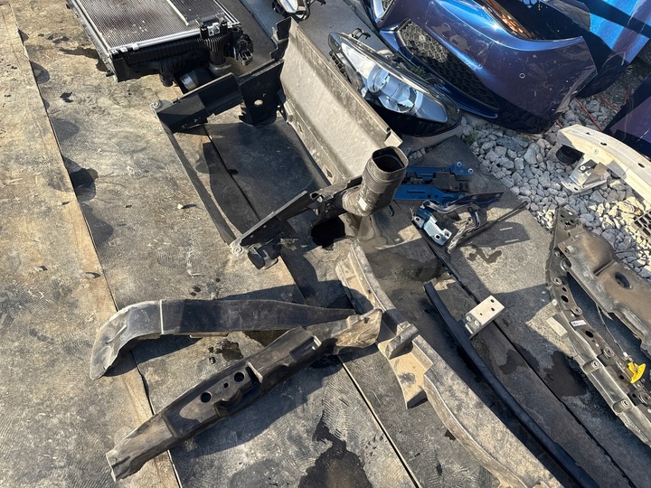 фото №9, Alfa romeo giulia капот бампер лампи крила комплектний перед 092