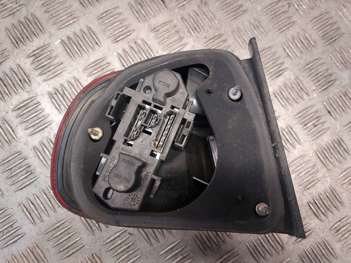 фото №9, Накладка кришки лампи seat toledo ii 1m5945225d 1m5945096b 1m5945095b