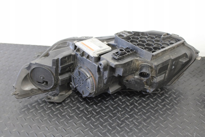 фото №8, Лампы перед передние fk72-13w029-ee land rover discovery sport l550