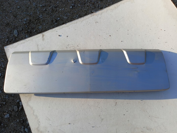 фото №1, Opel mokka 95025869 спойлер заглушка бампера зад