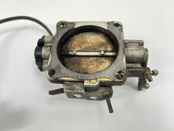 фото №10, Дроссельная заслонка mercedes w124 260e 260t 300e 300ce 300te 0021402753 2015404245