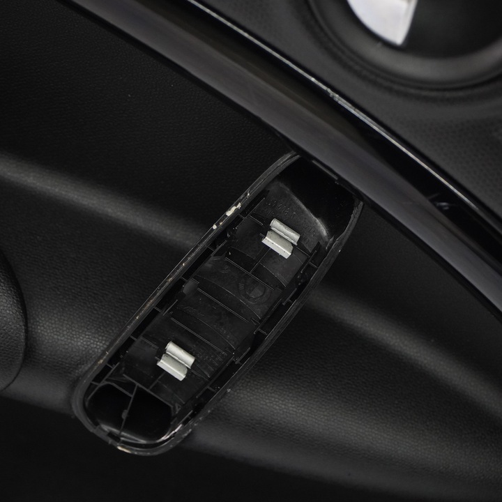 фото №9, Mini r60 обивка боковина дверь левый перед чёрный 9808605