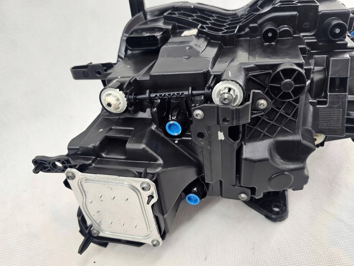 фото №10, Volvo s60 ii v60 iii 2017+ лампа перед права повний led mid 32314161 європа