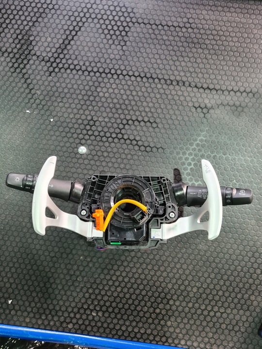 фото №16, Перемикач комбінований стрічка mitsubishi оригінальний номер 8617a012