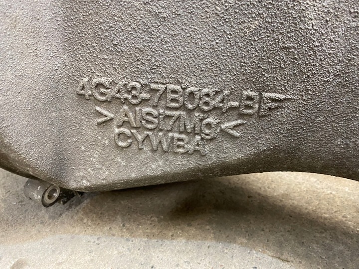 фото №8, Wał привідний з корпус aston martin db9 5.9 v12 4g43-7b084-bf