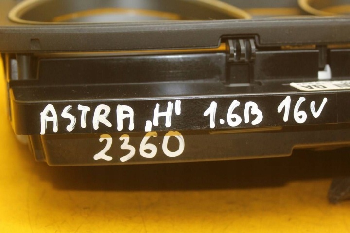фото №16, Панель приборов opel astra h a2c53024902 13184317