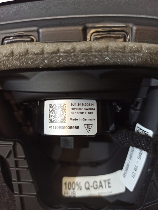 фото №6, Манометр porsche taycan 9j1.919.203.h з защита 9j1.858.189.c