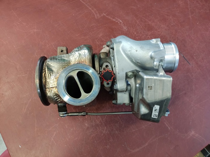 фото №12, Турбонагнітач mercedes amg 45s a1390903500